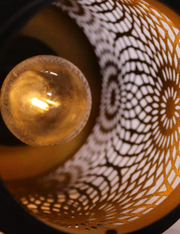 Lampa ACTION, negru