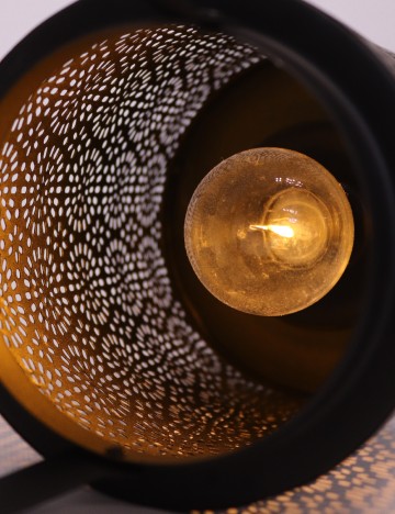 Lampa ACTION, negru