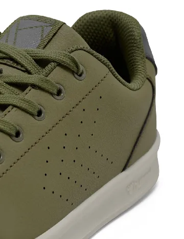 Adidasi Hummel, verde