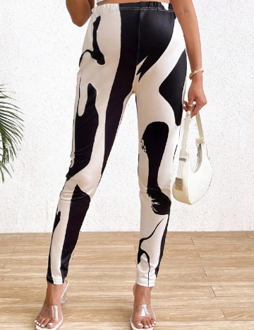 Pantaloni SHEIN, crem/negru
