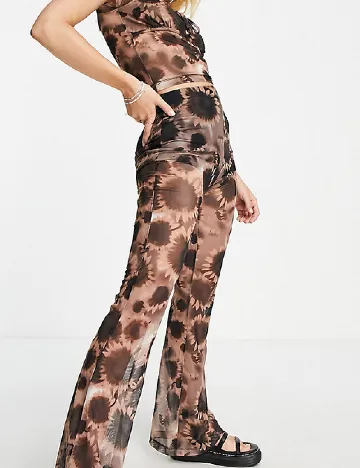 Pantaloni Reclaimed Vintage, maro