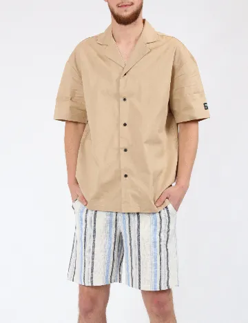 Pantaloni scurti Bershka, ecru Alb
