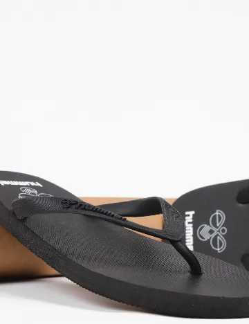 Slapi Hummel, negru Negru