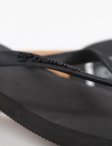 Slapi Hummel, negru