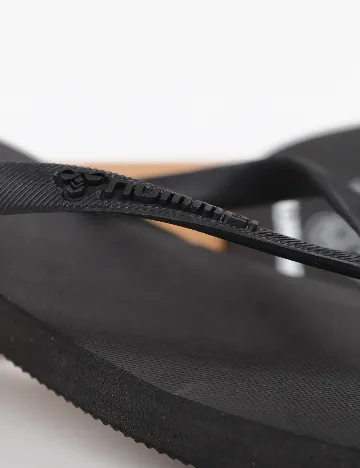 Slapi Hummel, negru Negru