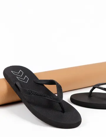 Slapi Hummel, negru Negru