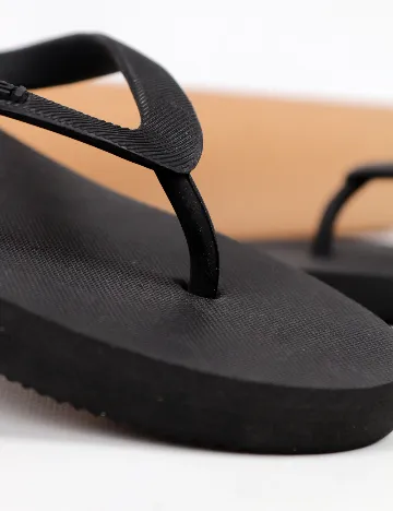 Slapi Hummel, negru Negru