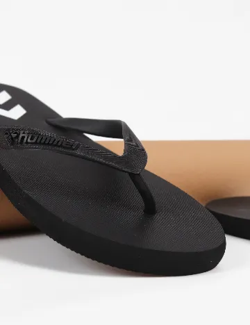 Slapi Hummel, negru