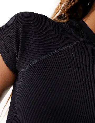 Top ASOS, negru