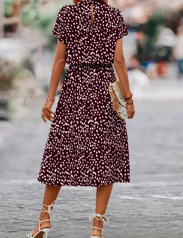 Rochie medie SHEIN, grena