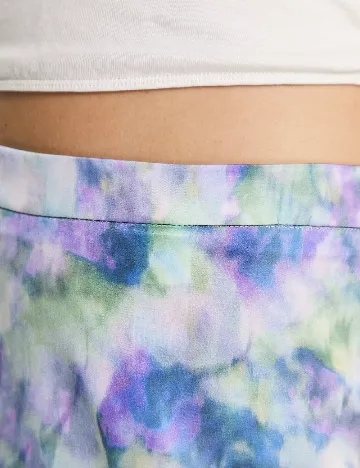Fusta Stradivarius, mix culori