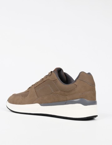 Adidasi ACTION, maro