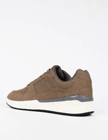 Adidasi ACTION, maro
