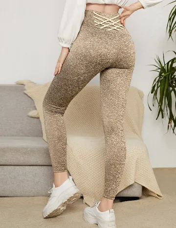Colanti SHEIN, maro