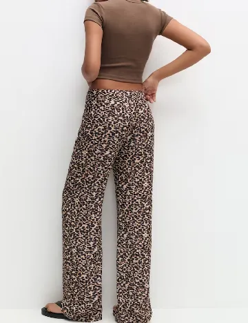 Pantaloni Pull&Bear, animal print Animal print