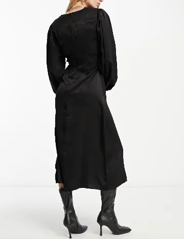 Rochie medie Violet Romance, negru