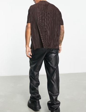 Tricou ASOS, maro