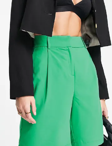 Pantaloni scurti Vero Moda, verde