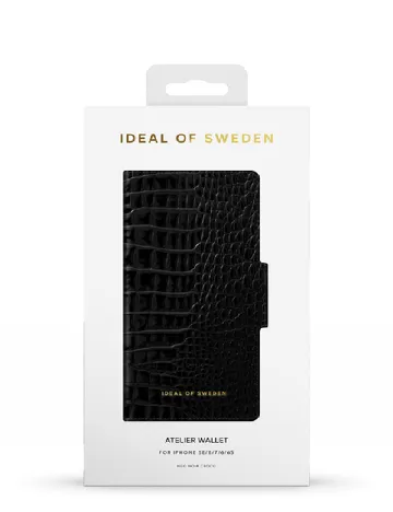 Husa iPhone IDEAL OF SWEDEN, negru