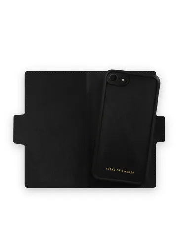 Husa iPhone IDEAL OF SWEDEN, negru