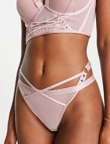 Chilot Hunkemöller, roz