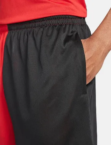 Pantaloni scurti Nike, rosu/negru Negru