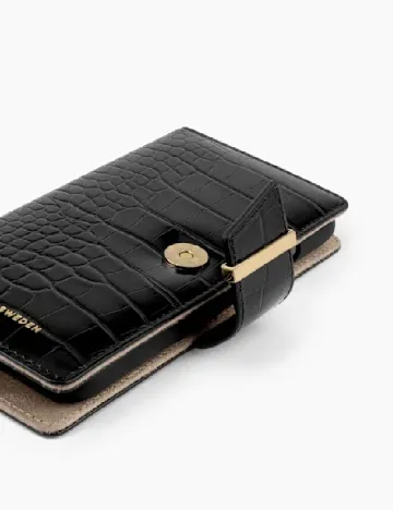 Husa iPhone IDEAL OF SWEDEN, negru Negru