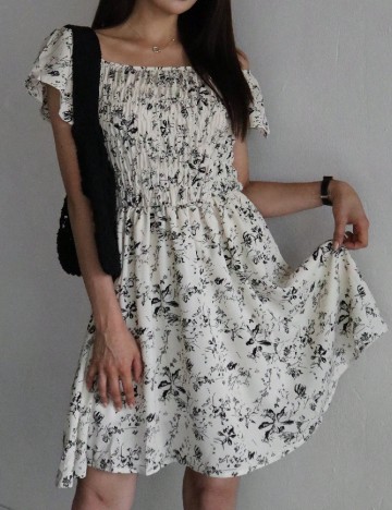 Rochie scurta Dazy, crem