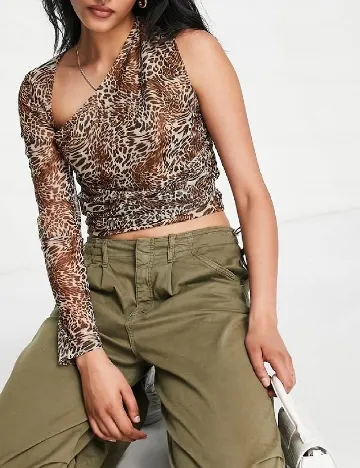 Top Lola May, animal print Animal print