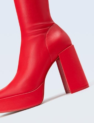 Botine Stradivarius, rosu