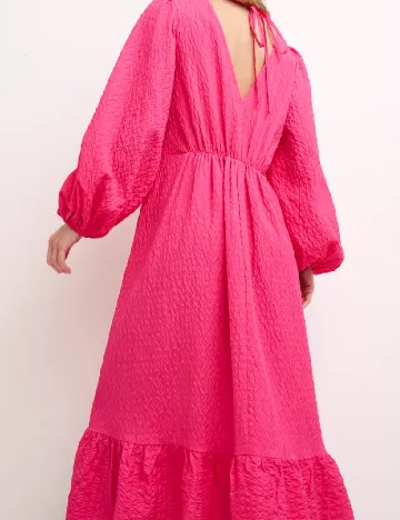 Rochie medie Nobody s child, roz Roz