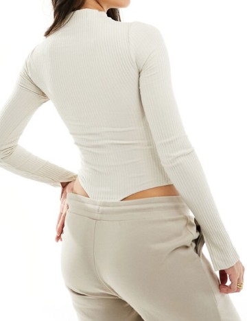 Body ASOS, bej