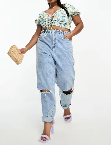Top the frolic, floral print Floral print