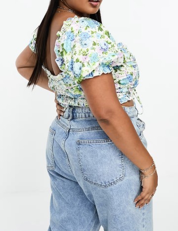 Top the frolic, floral print