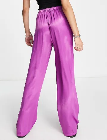Pantaloni Bershka, mov Mov