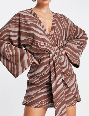 Rochie scurta Pretty Lavish, maro Maro