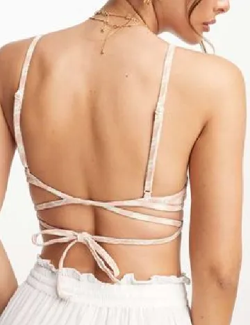 Sutien de baie & other stories, roz Roz