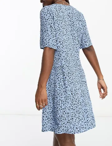 Rochie scurta Monki, albastru Albastru