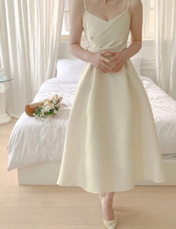 Rochie medie Dazy, galben deschis