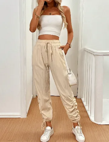 Pantaloni SHEIN, crem Crem