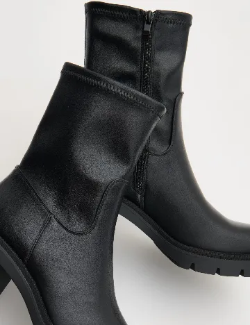Botine Reserved, negru Negru