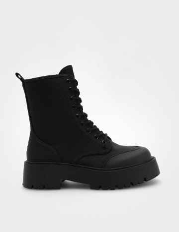 Ghete Reserved, negru