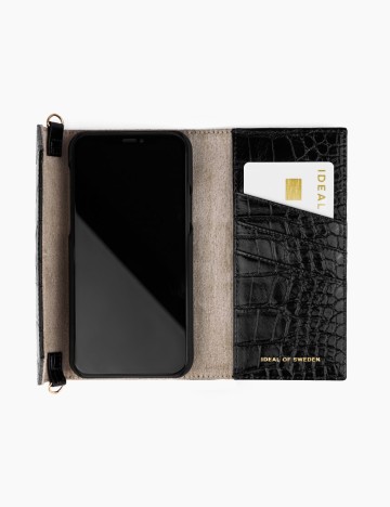 Husa iPhone IDEAL OF SWEDEN, negru