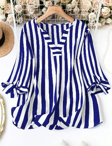 Bluza SHEIN, albastru Albastru
