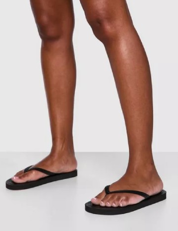 Slapi Boohoo, negru