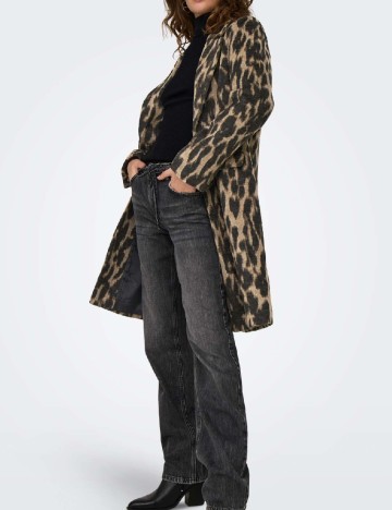 Palton Only, animal print