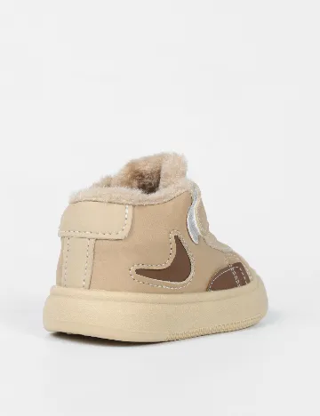 Adidasi Shein Kids, maro Maro
