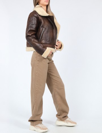 Geaca Stradivarius, maro