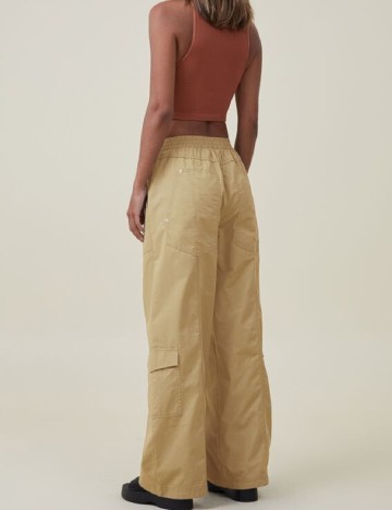 Pantaloni Cotton On, crem