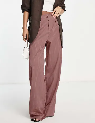 Pantaloni MISSGUIDED Plus Size, roz pudra inchis Roz